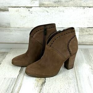 Vince Camuto Women’s 5.5 Brown Suede Diamond Cutout Ankle Boots